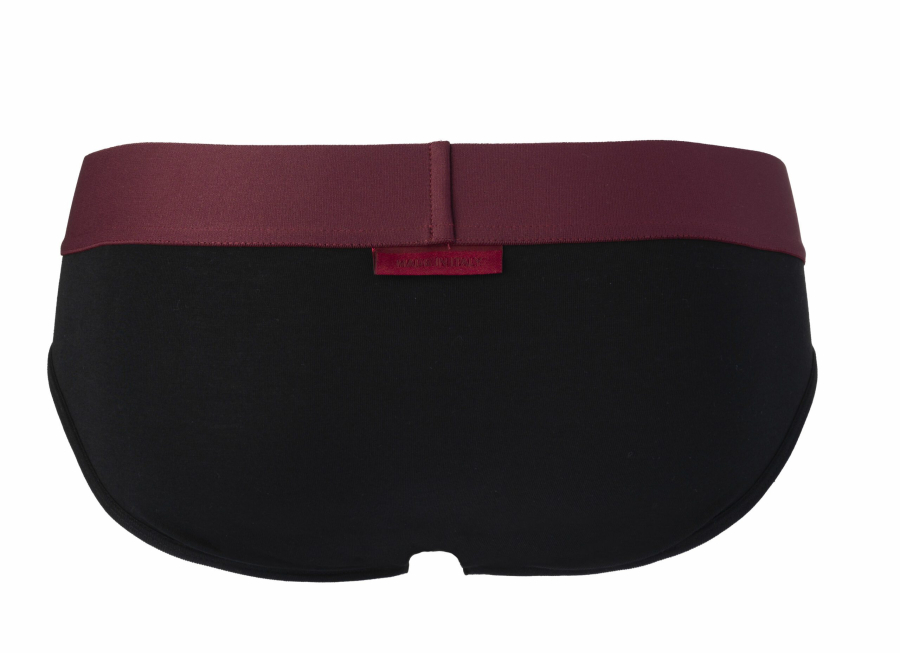 Black briefs with a bordeaux waistband